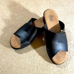 BASS Slide sandals in black
